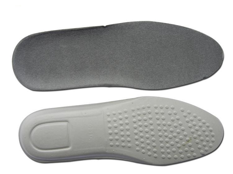 What are the major advantages of using the EVA insole?