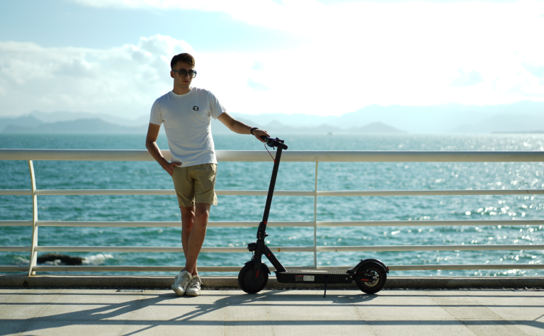 6 Best Adult Scooters (Walking & Electric Scooters) in 2022